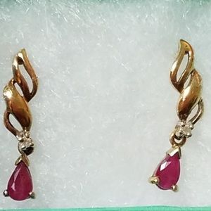 10k earrings.   Firm